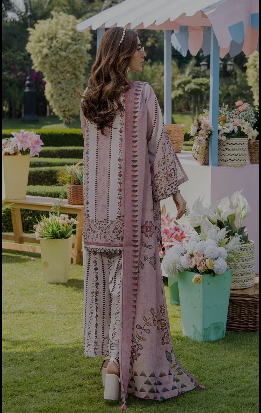 Zunaira Kurta Set With Dupatta SS-023