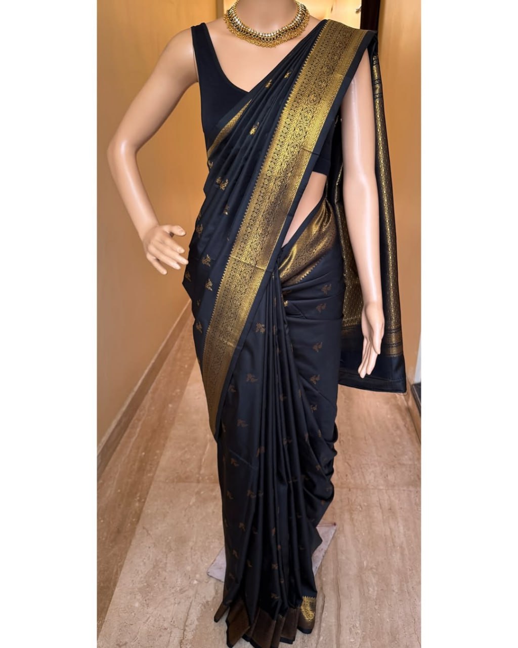 Women's Banarasi Soft Silk Saree – Ideal for Traditional & Special Occasions S-049